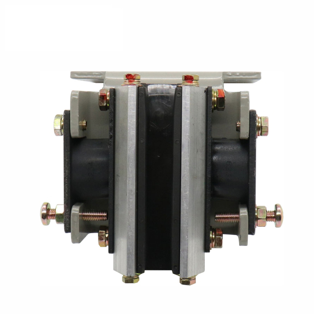 Направляющая колодка лифта Hitachi SP-8MC1 SP-13MD Направляющая колодка лифта Hitachi SP-8MC1 SP-13MD