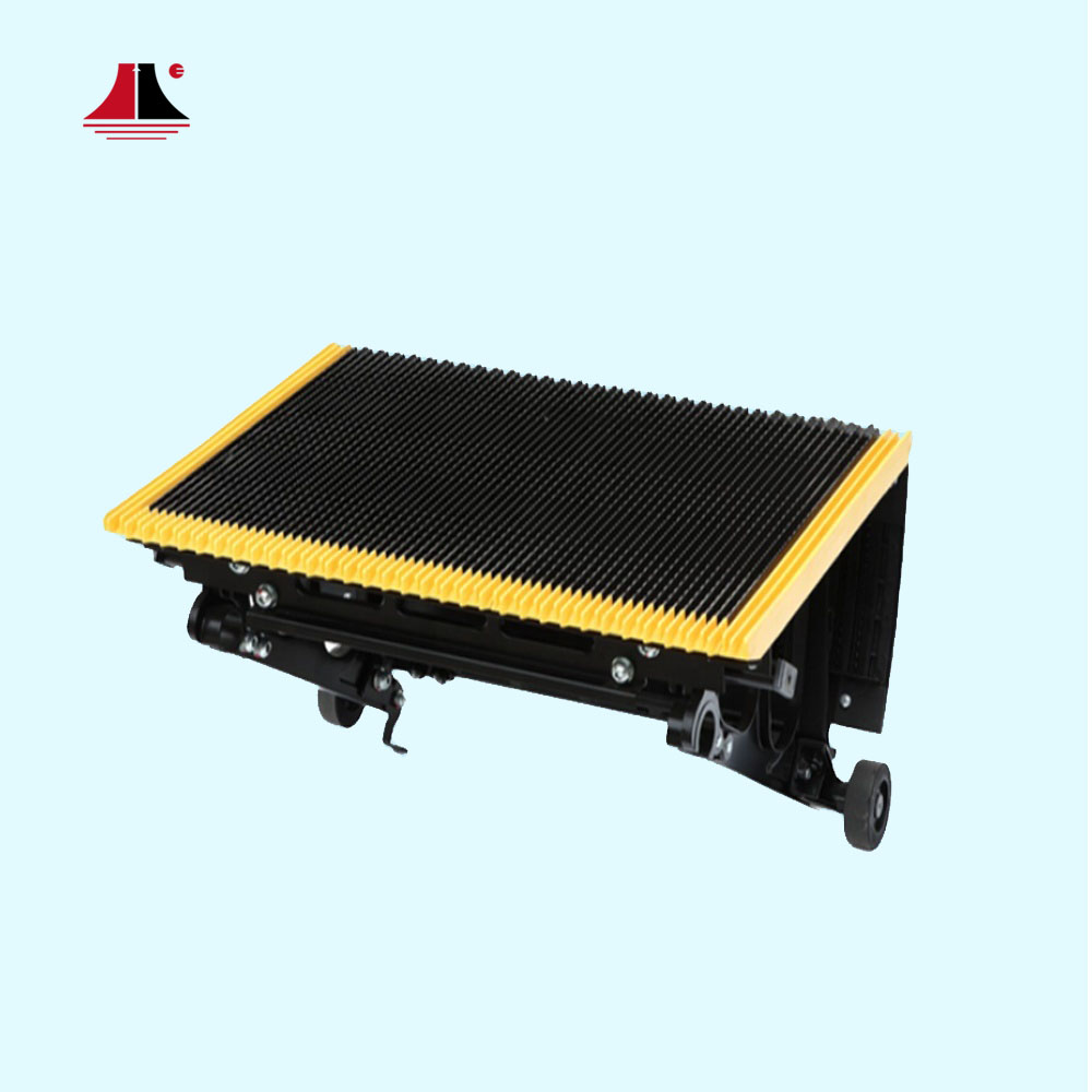Hyundai Step and Pallet