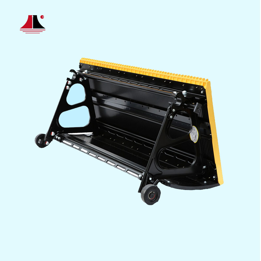 Hyundai Step and Pallet
