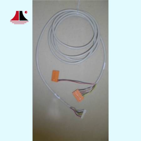صالة عرض كوني المدمجة XC11 وXC12 إلى X12 كابل KM50062085G01