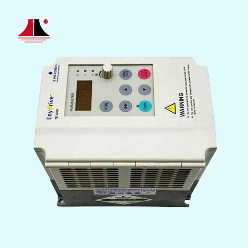 Controlador TD3200-2S0002D 0.2KW del inversor de la impulsión de la puerta del elevador de Emerson