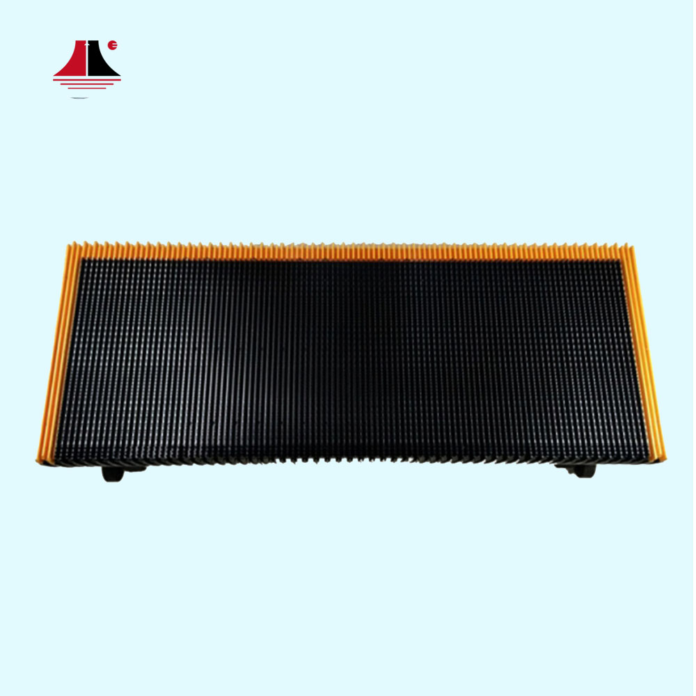 Hyundai Step and Pallet