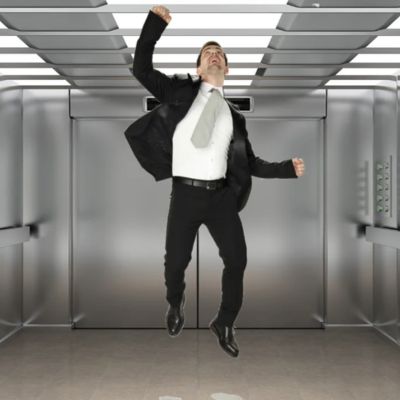 1748696116749354.jpg Ascensor Caída Real.jpg